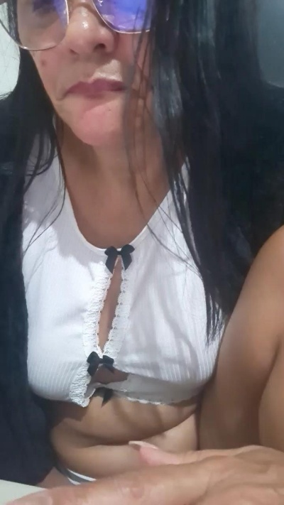 Ivana_milf live cam on Cam4