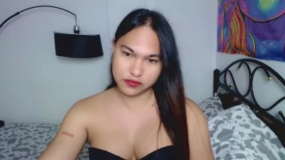 IvannaLoreXXX live cam on Cam4
