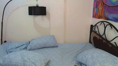 IvannaLoreXXX live cam on Cam4