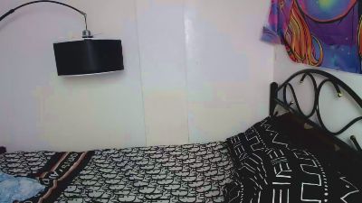 IvannaLoreXXX live cam on Cam4