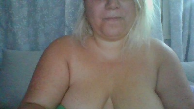 IvannaMystique live cam on Cam4
