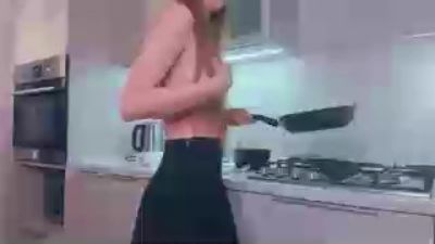 IvetteCheater live cam on Cam4