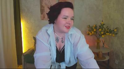 IvoryFlame live cam on Cam4