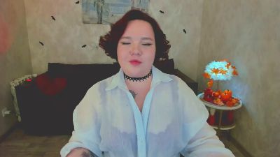 IvoryFlame live cam on Cam4