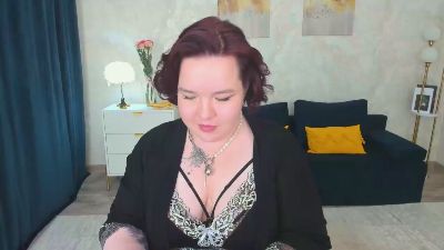 IvoryFlame live cam on Cam4
