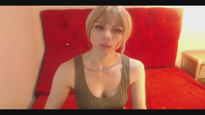 IvyBlueFabray live cam on Cam4