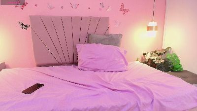 Ivys_grey18 live cam on Cam4