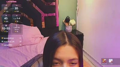 Ivys_grey18 live cam on Cam4