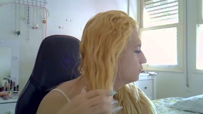 IzaCandy live cam on Cam4