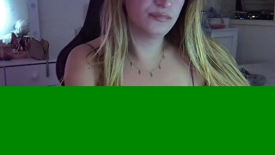 IzaCandy live cam on Cam4