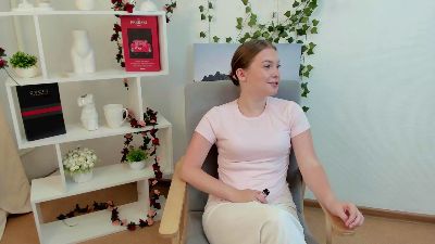 IzolaLynde live cam on Cam4
