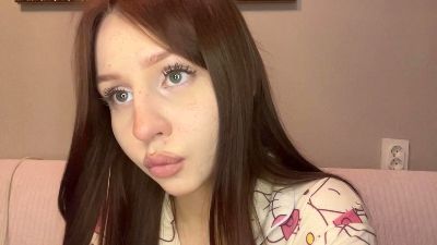 IzolaTonic live cam on Cam4