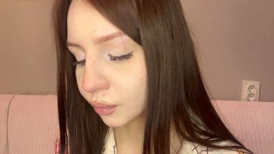 IzolaTonic live cam on Cam4