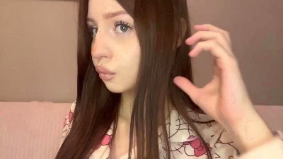 IzolaTonic live cam on Cam4