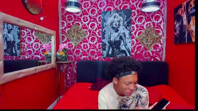 JABBIGCOCK live cam on Cam4