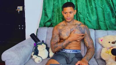 JARED_KUSHH1 live cam on Cam4