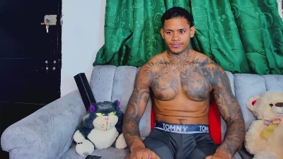 JARED_KUSHH1 live cam on Cam4