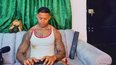 JARED_KUSHH1 live cam on Cam4