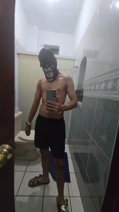 JAVIERAMIREZ232 live cam on Cam4