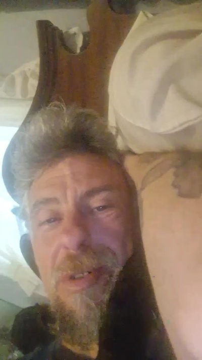 JBlaze83 live cam on Cam4
