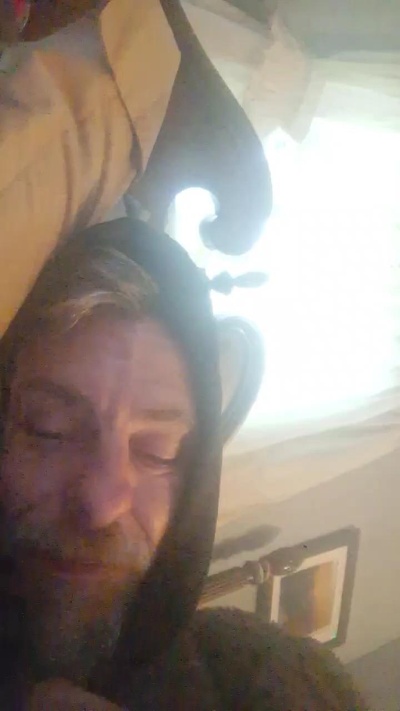 JBlaze83 live cam on Cam4