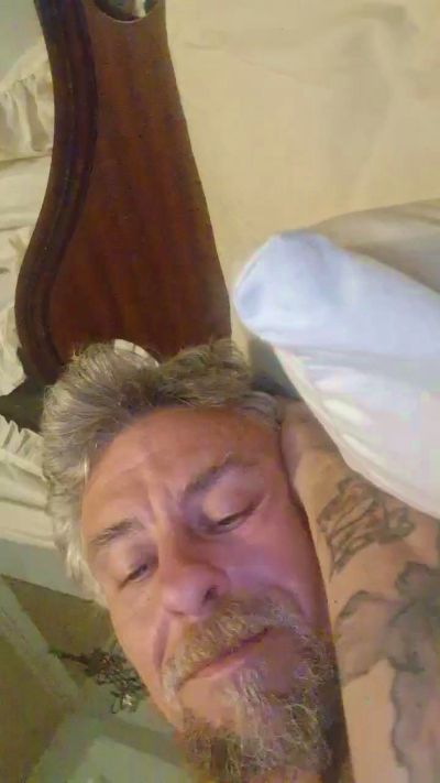 JBlaze83 live cam on Cam4