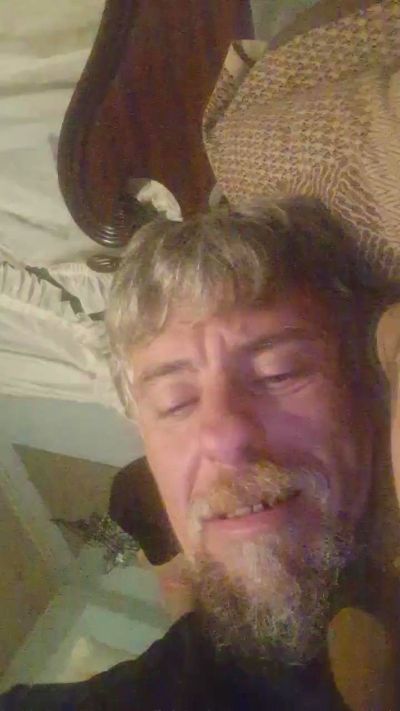 JBlaze83 live cam on Cam4