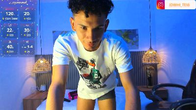 JDWhite18 live cam on Cam4