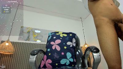 JDWhite18 live cam on Cam4
