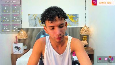 JDWhite18 live cam on Cam4