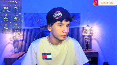 JDWhite18 live cam on Cam4