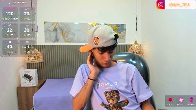 JDWhite18 live cam on Cam4