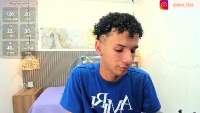 JDWhite18 live cam on Cam4