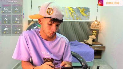 JDWhite18 live cam on Cam4