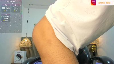 JDWhite18 live cam on Cam4