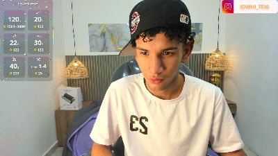 JDWhite18 live cam on Cam4