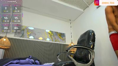 JDWhite18 live cam on Cam4
