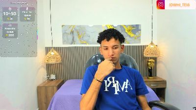 JDWhite18 live cam on Cam4