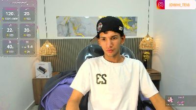 JDWhite18 live cam on Cam4