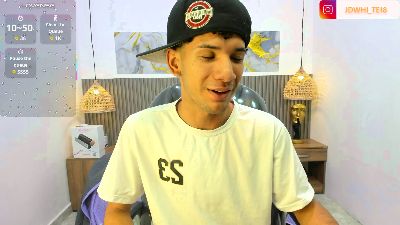 JDWhite18 live cam on Cam4