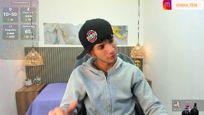 JDWhite18 live cam on Cam4