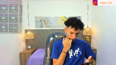 JDWhite18 live cam on Cam4