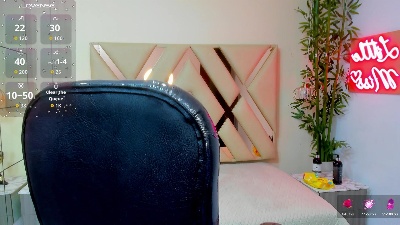 JDWhite18 live cam on Cam4