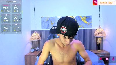 JDWhite18 live cam on Cam4