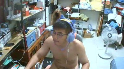 JHUANG live cam on Cam4