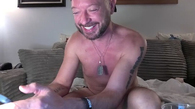 JH_Logan live cam on Cam4