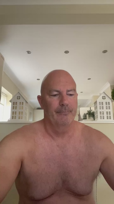 JKLulu7374 live cam on Cam4