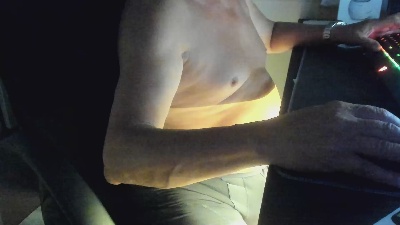 JMitchell60 live cam on Cam4