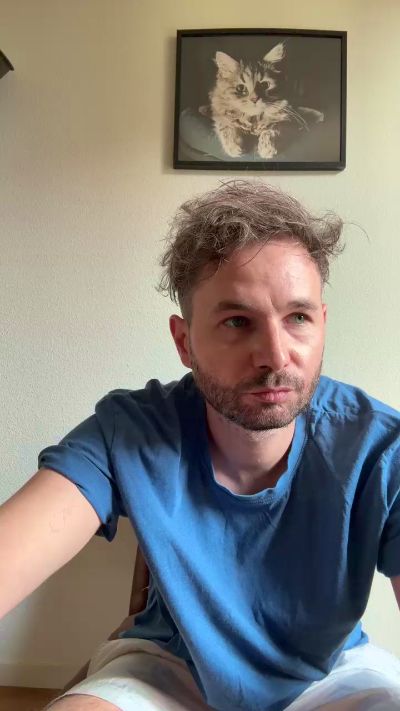 JOEY2604 live cam on Cam4