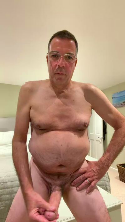 JOHN49UK1 live cam on Cam4
